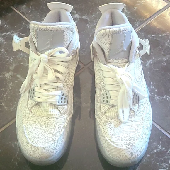 Laser 4s Jordan's Men Size 11 Authentic